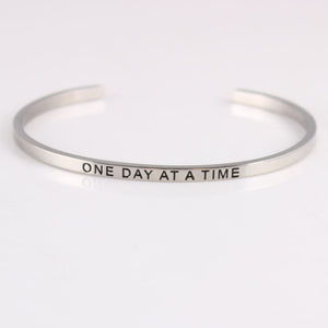 New Silver Stainless Steel Bangle Engraved Positive Inspirational Quote Hand Stamped Cuff Mantra Bracelets For Men Women